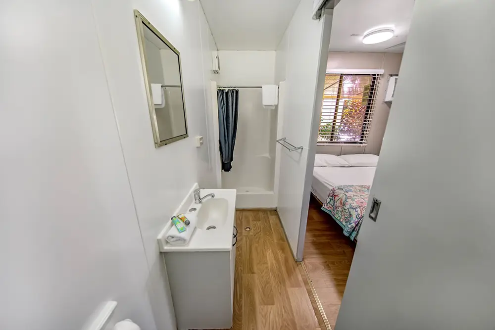 Ensuite-Cabin-Mission-Beach-Hideaway-4