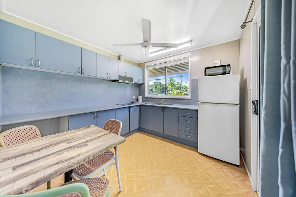 Rainforest-Bungalow-Mission-Beach-Hideaway-1