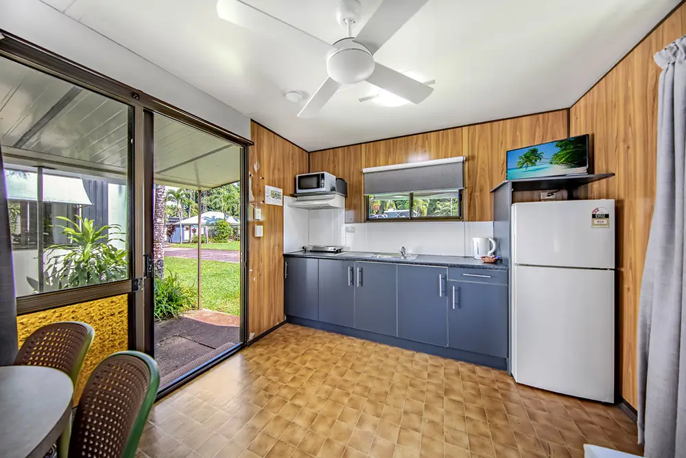 standard-cabin-mission-beach-hideaway-4